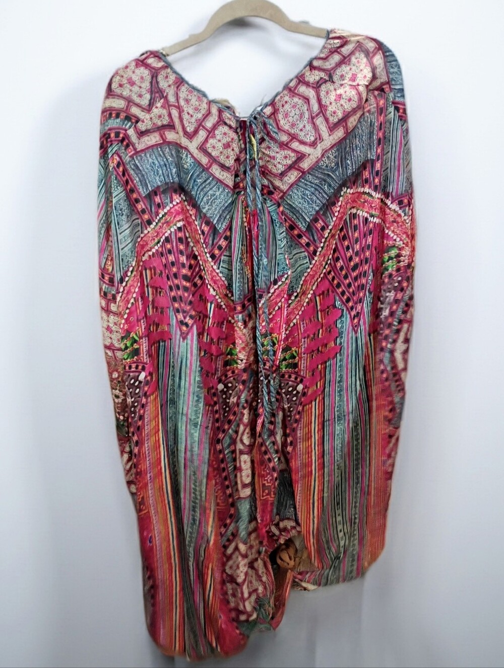 Camilla Silk Cape O/S